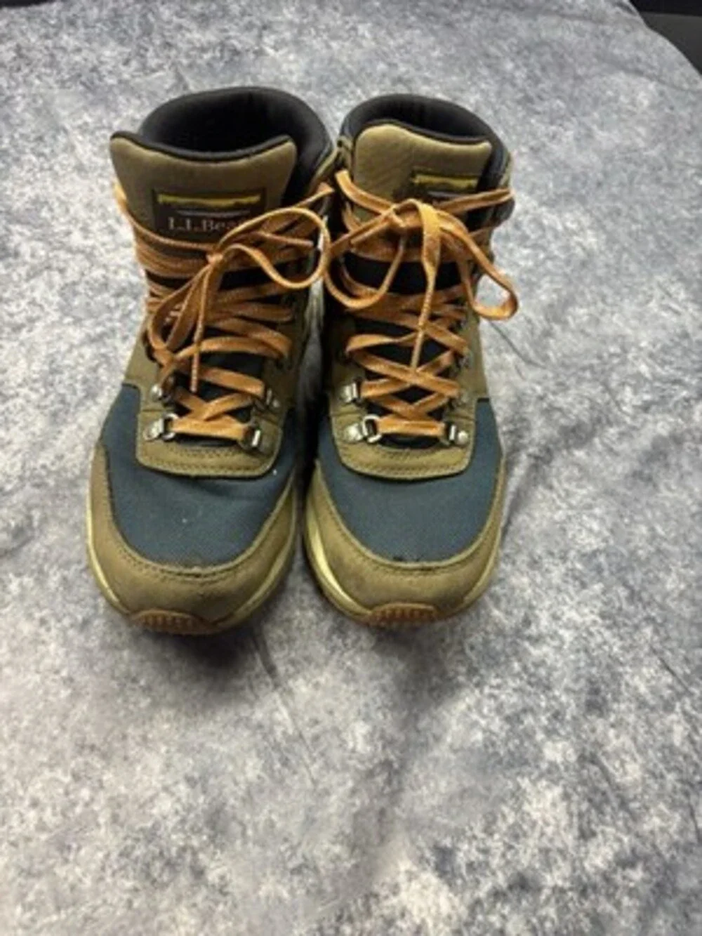 LL Bean Mountain Classic Mens Size 8 Brown Waterproof Hiking Boots Camping